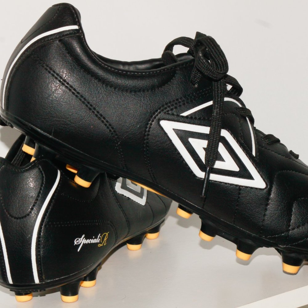 umbro speciali Rsoccer/football cleats